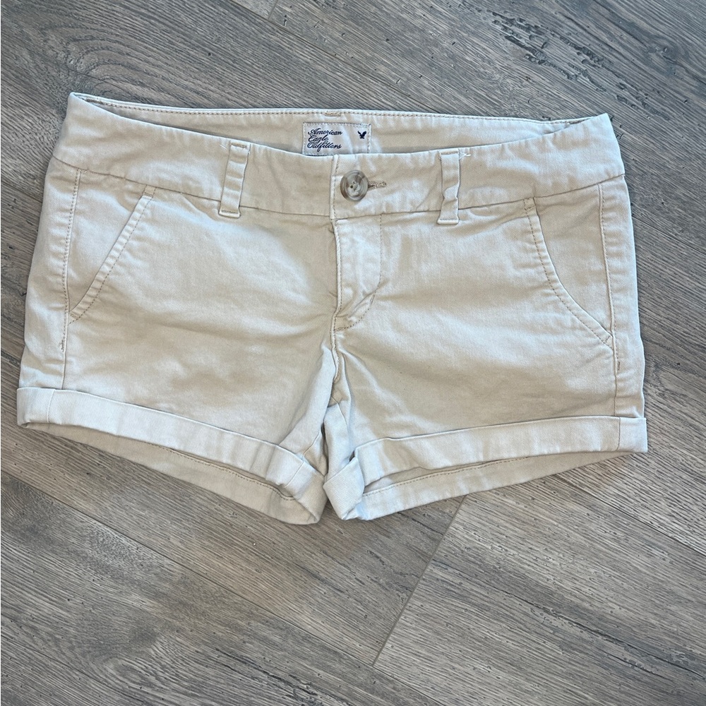 American Eagle stretch khaki shorts size 2